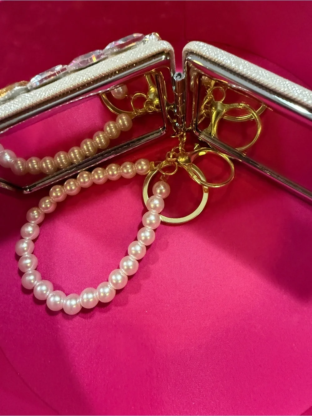Bejeweled Pearl Wristlet Phone Case - Pink Mirror